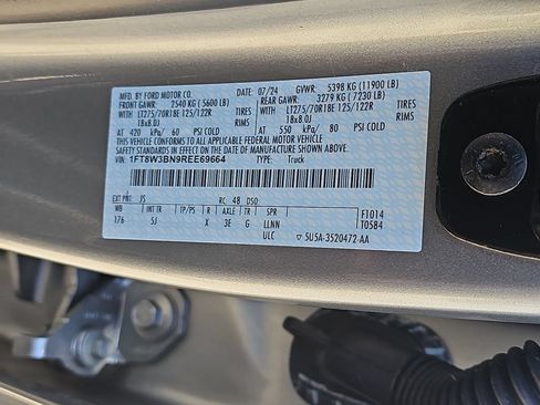 Used 2024 Ford F350 Lariat w/ Lariat Ultimate Package AWD/4WD image 41