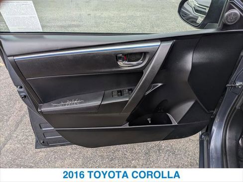 Used 2016 Toyota Corolla S FWD image 12