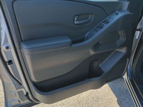 New 2026 Nissan Frontier SV image 11