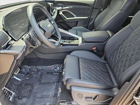 New 2025 Audi SQ5 Premium Plus image 12