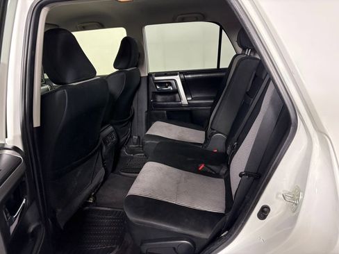 Used 2018 Toyota 4Runner SR5 image 28