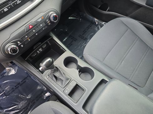 Used 2016 Kia Sorento LX image 27