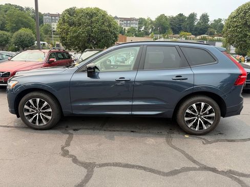 Used 2024 Volvo XC60 B5 Plus w/ Protection Package Premier AWD/4WD image 3