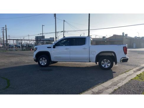 Used 2023 GMC Sierra 1500 SLE image 8