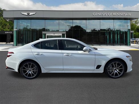 New 2026 Genesis G70 2.5T Prestige image 8