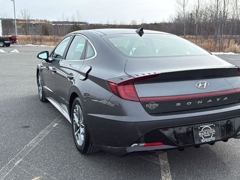 Certified 2022 Hyundai Sonata SEL w/ Convenience Package image 9