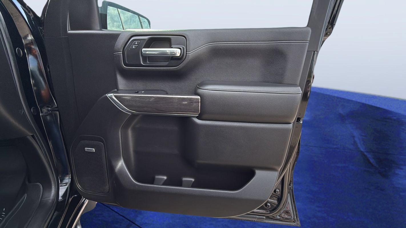 Used 2019 Chevrolet Silverado 1500 LTZ AWD/4WD image 20