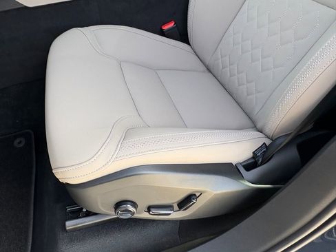 New 2026 Volvo XC90 T8 Core w/ Protection Package Premier image 21