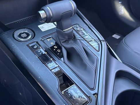 New 2025 Kia Niro EX Touring image 27