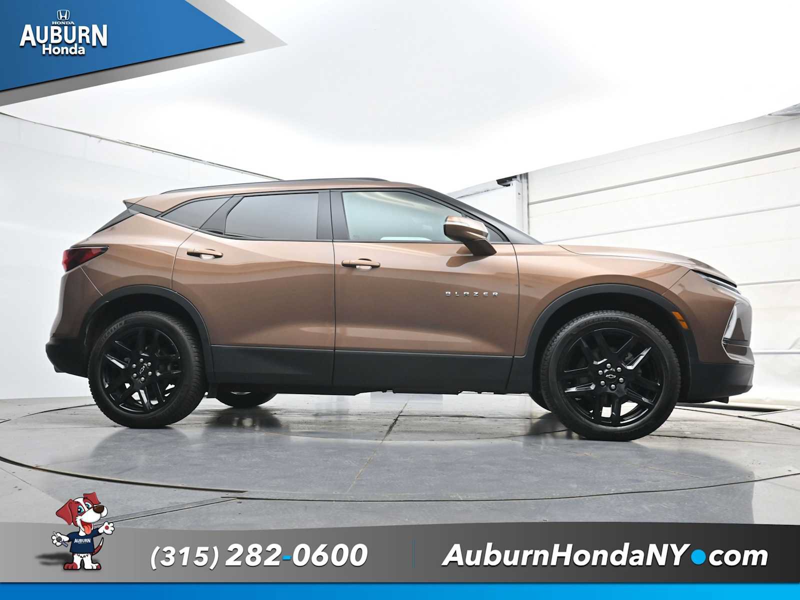 Used 2024 Chevrolet Blazer LT AWD/4WD image 33