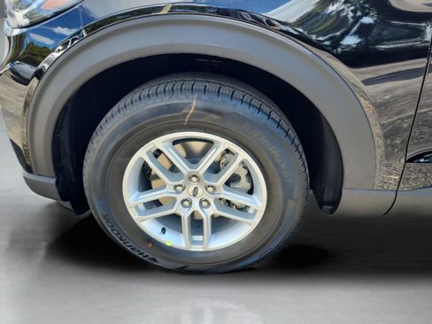 New 2026 Ford Explorer Active image 30