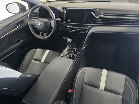 Certified 2025 Toyota Camry SE w/ Convenience Package image 23