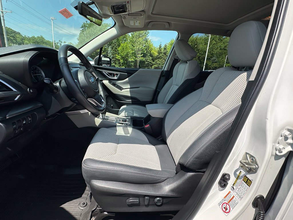 Used 2020 Subaru Forester Premium AWD/4WD image 15