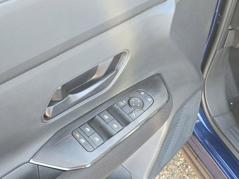 New 2026 Nissan Kicks S image 9