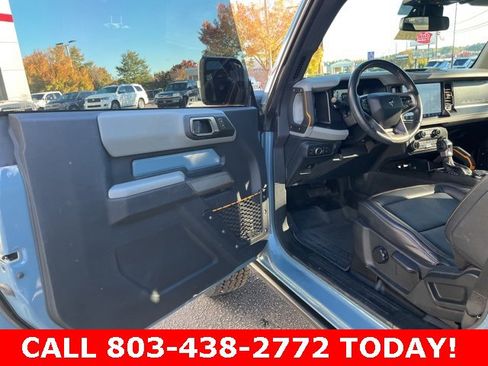 Used 2022 Ford Bronco Badlands image 4