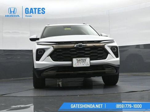 Used 2024 Chevrolet TrailBlazer ACTIV AWD/4WD image 37