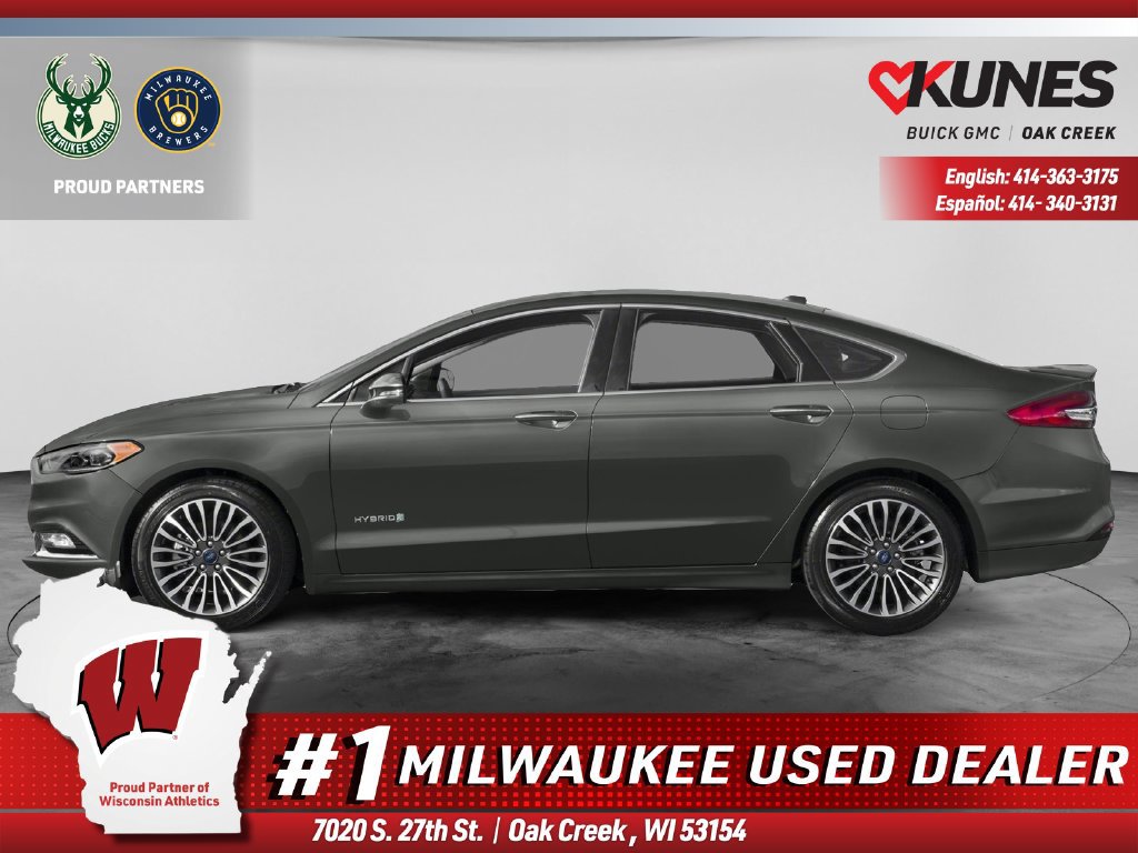 Used 2017 Ford Fusion Titanium FWD image 3