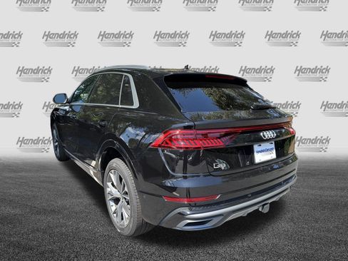 Used 2023 Audi Q8 Premium Plus AWD/4WD image 7