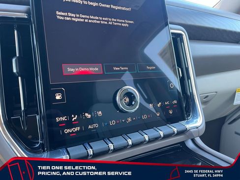 New 2026 GMC Yukon XL Denali w/ Sun & Power Step Package AWD/4WD image 30