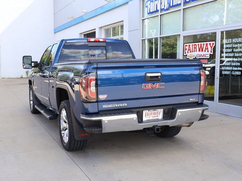 Used 2018 GMC Sierra 1500 SLT w/ Max Trailering Package AWD/4WD image 8