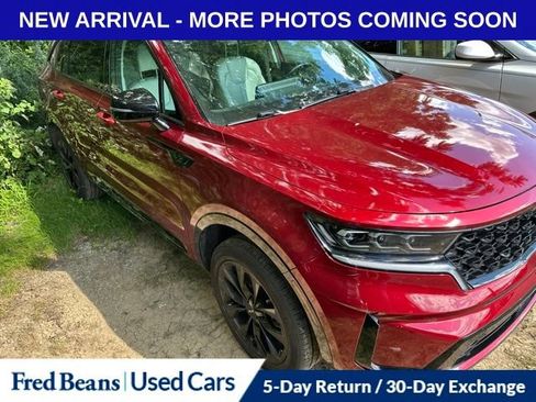 Used 2023 Kia Sorento SX AWD/4WD image 2