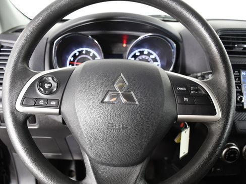 Used 2024 Mitsubishi Outlander Sport ES image 19