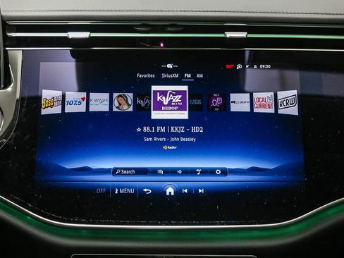 New 2025 Mercedes-Benz E 450 4MATIC All-Terrain Wagon image 15