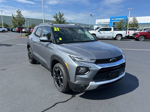 Used 2021 Chevrolet TrailBlazer LT w/ Convenience Package AWD/4WD image 1