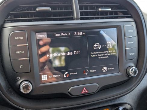 Certified 2022 Kia Soul LX w/ Technology Package image 36