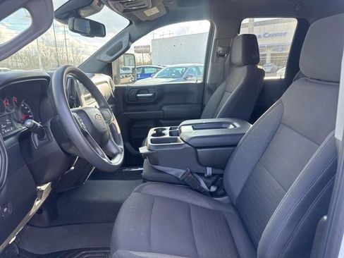 Used 2024 Chevrolet Silverado 2500 Custom w/ Custom Convenience Package image 20