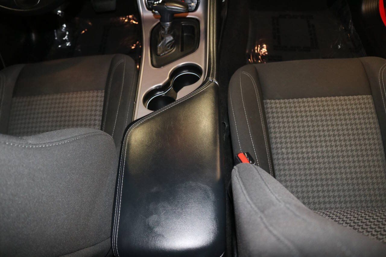 Used 2023 Dodge Challenger SXT RWD image 68