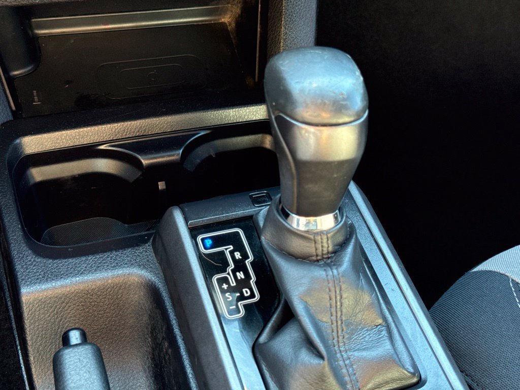 Used 2022 Toyota Tacoma TRD Off-Road w/ Technology Package AWD/4WD image 43