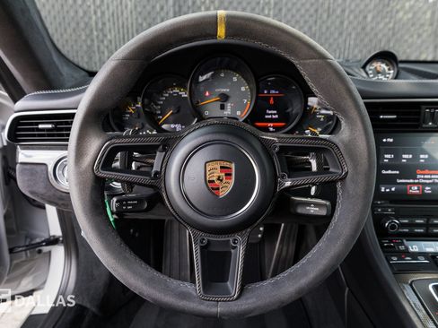 Used 2018 Porsche 911 GT2 RS RWD image 37