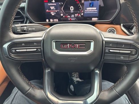 Used 2024 GMC Canyon AT4 w/ Canyon Safety Plus Package AWD/4WD image 21