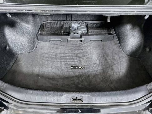 Used 2023 Nissan Altima 2.5 SR FWD image 23