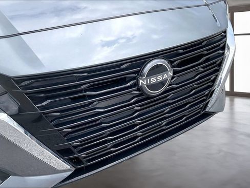 Used 2024 Nissan Altima 2.5 S FWD image 29