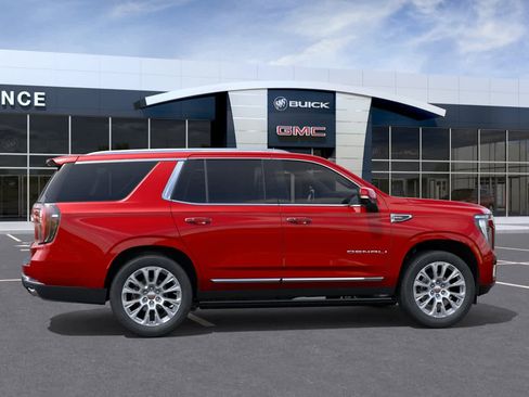 New 2026 GMC Yukon Denali w/ Denali Reserve Package AWD/4WD image 5