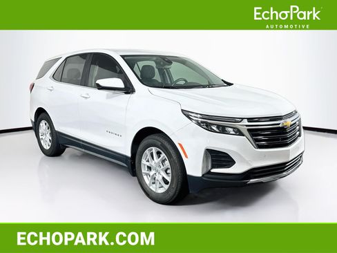 Used 2022 Chevrolet Equinox LT FWD image 1