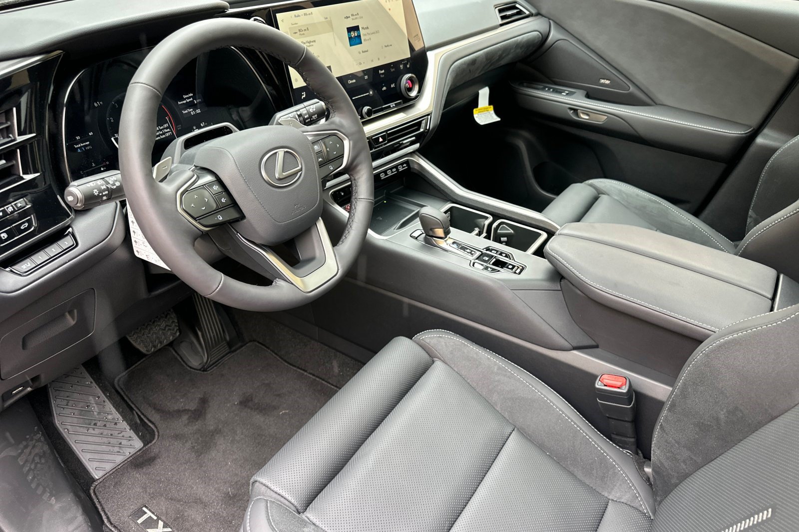 New 2026 Lexus TX 350 AWD image 4
