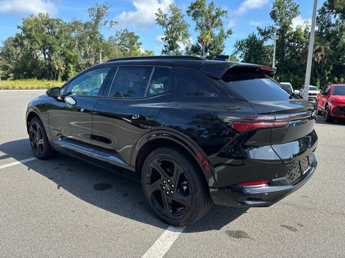 New 2025 Chevrolet Equinox EV RS image 5