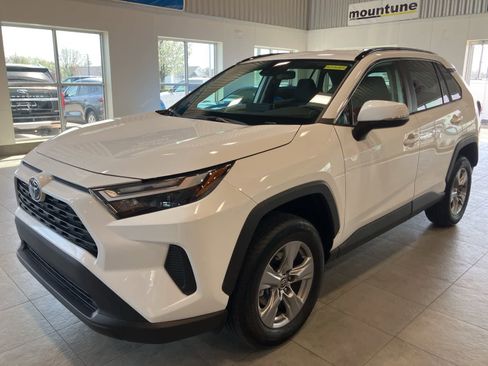 Used 2023 Toyota RAV4 XLE FWD image 1