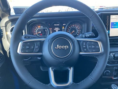 New 2025 Jeep Wrangler Unlimited Sahara w/ Safety Group AWD/4WD image 26