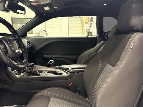 Used 2023 Dodge Challenger SXT w/ Blacktop Package image 5