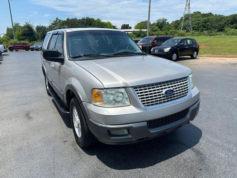 Used 2006 Ford Expedition XLT AWD/4WD image 6