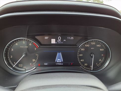 Used 2023 Cadillac CT4 Luxury w/ Sun And Sound Package image 27