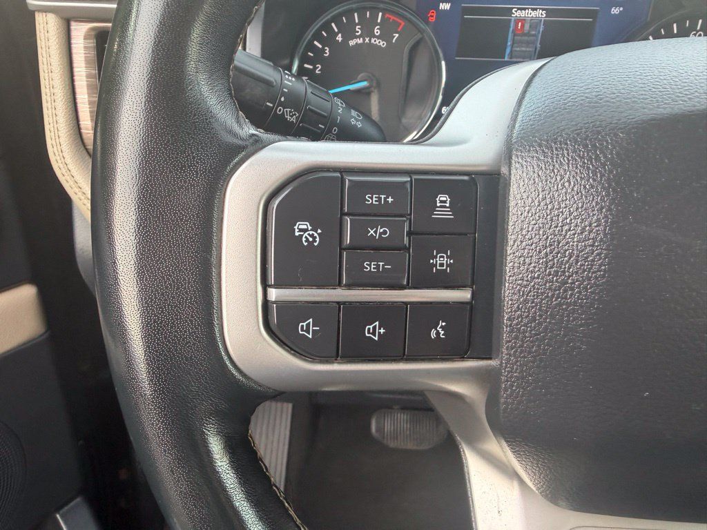 Used 2024 Ford Expedition Limited AWD/4WD image 36