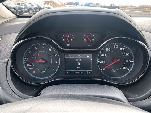 Used 2018 Chevrolet Cruze Premier image 15