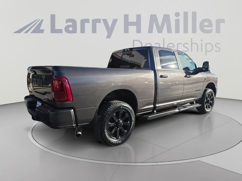 New 2026 RAM 2500 Laramie AWD/4WD image 5