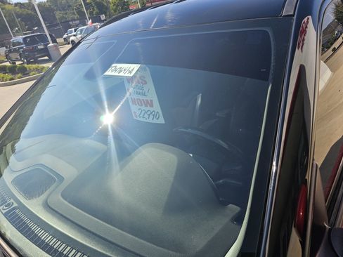 Used 2021 Jeep Compass Latitude image 28