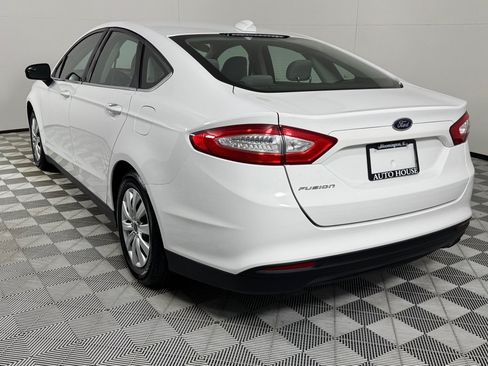 Used 2013 Ford Fusion S FWD image 7